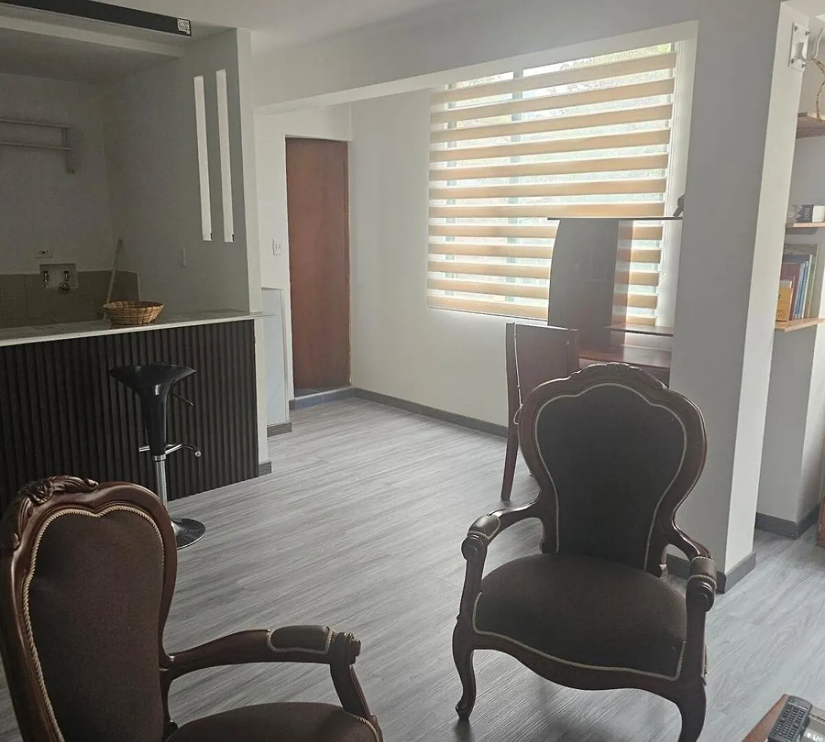 Apartamento Multicolor Clinica Meredi Bogotá