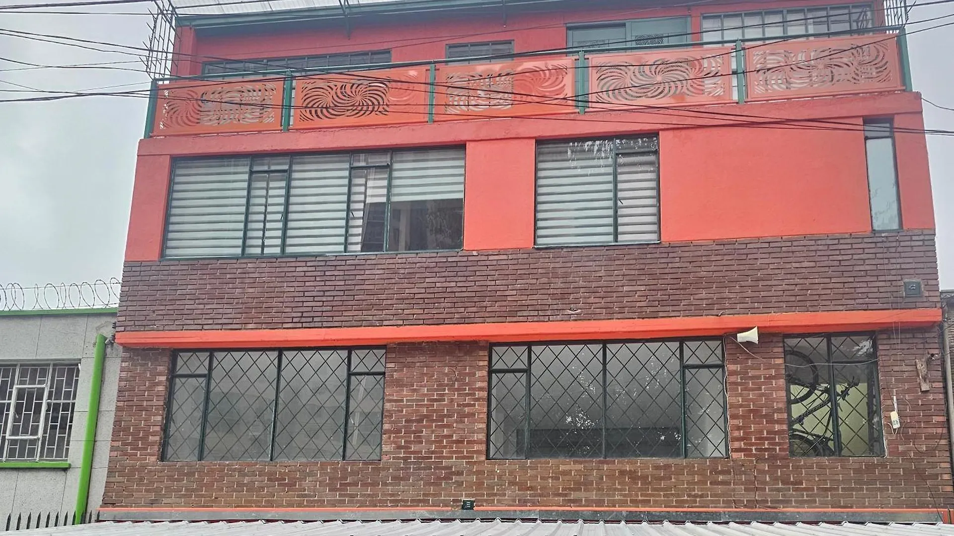 Apartamento Multicolor Clinica Meredi Bogotá